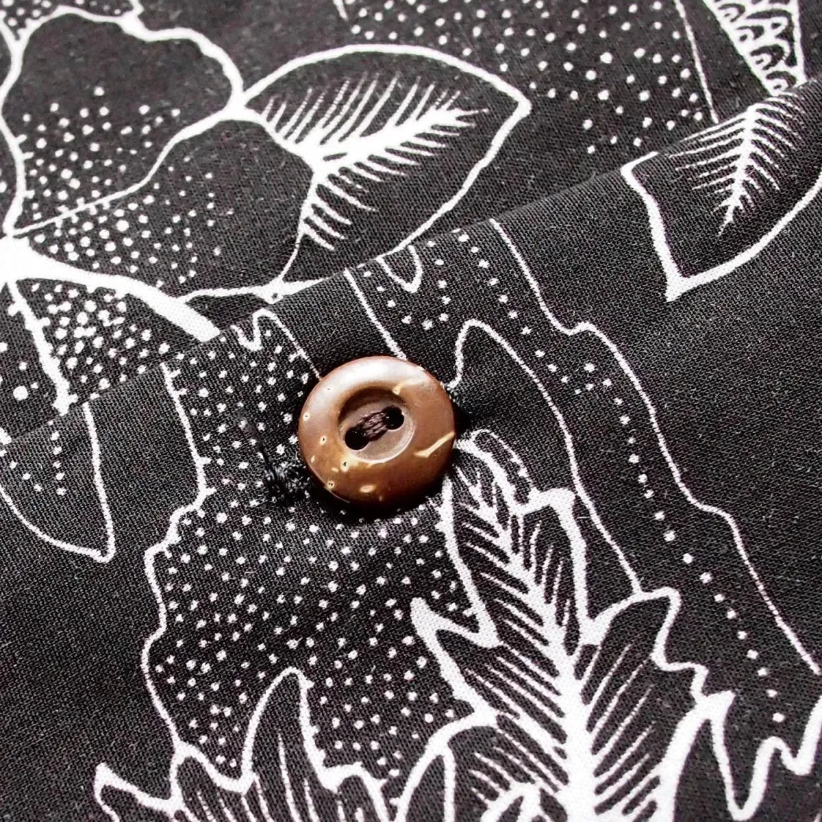 Island hop black hawaiian rayon shirt - alohaz