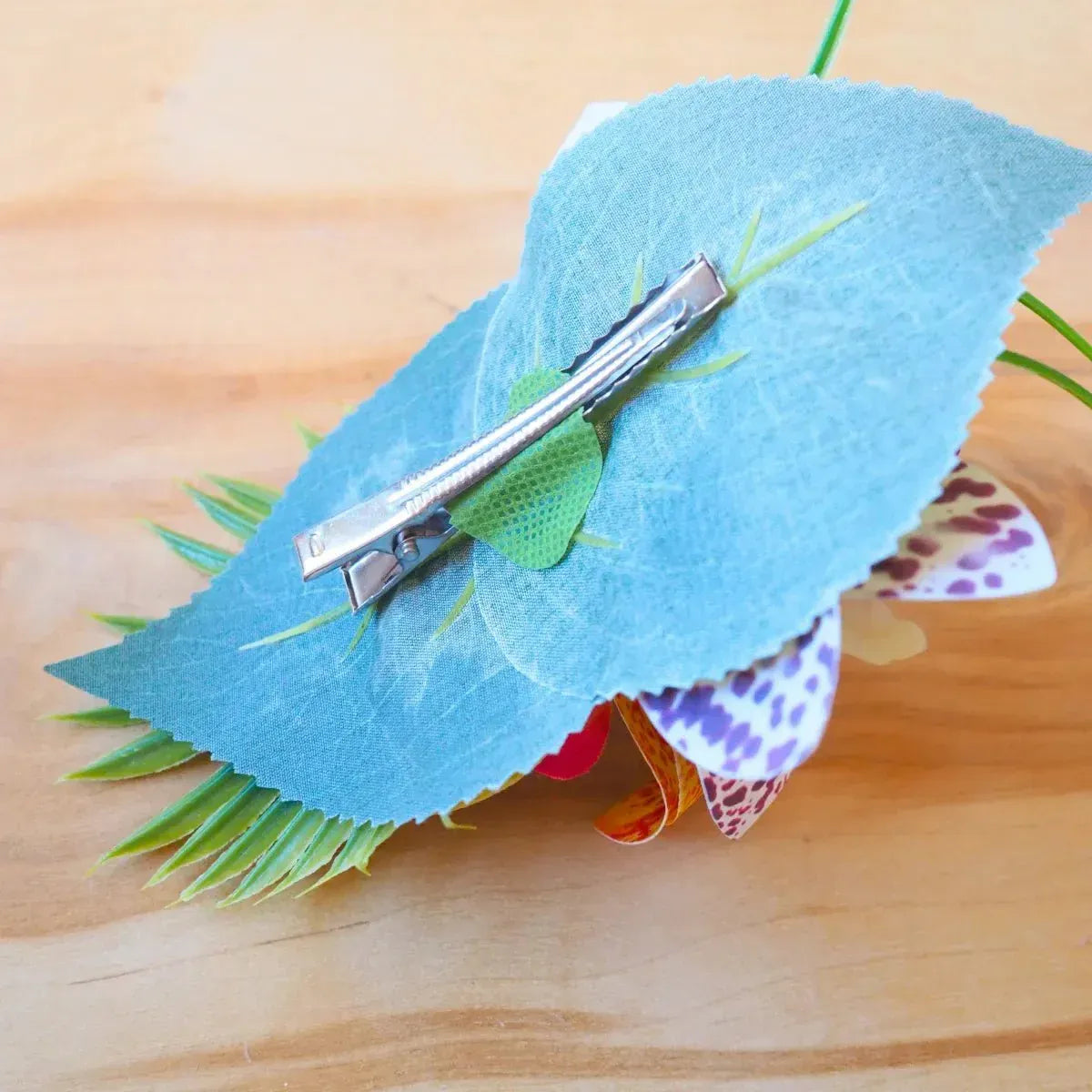 Mahina Orchid Tropical Flower Hair Clip - Alohaz Mahina Orchid Tropical Flower Hair Clip - Alohaz