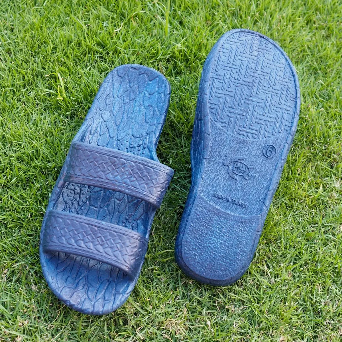 Navy blue classic jandals® - pali hawaii jesus sandals
