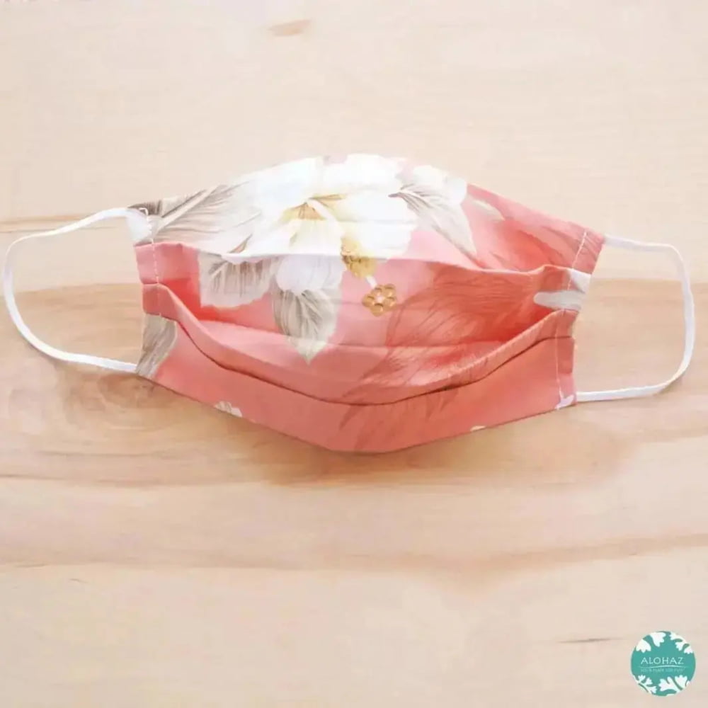 Pleated face mask + filter pocket ~ peach hibiscus joy
