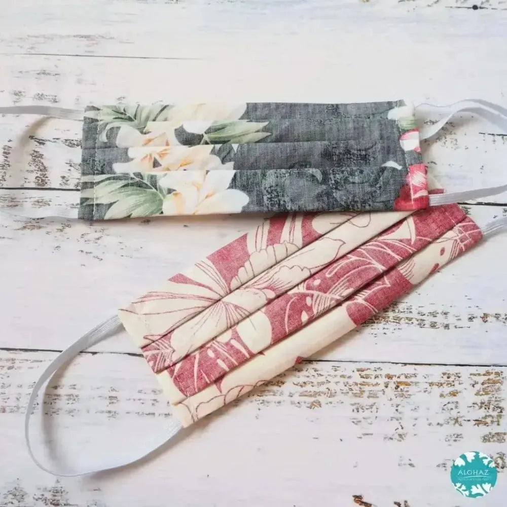 Pleated face mask + filter pocket ~ red orchid shadow