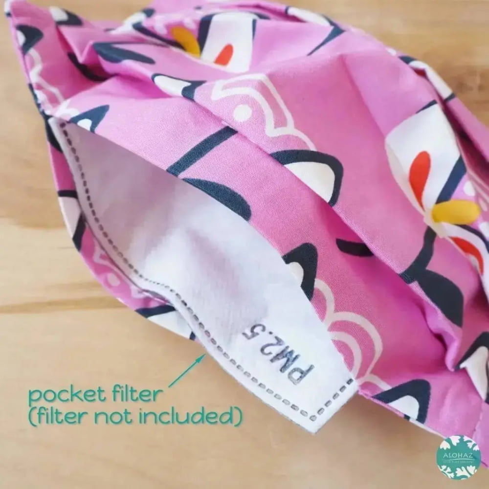 Pleated face mask + pocket + adjustable loop ~ pink summer fun