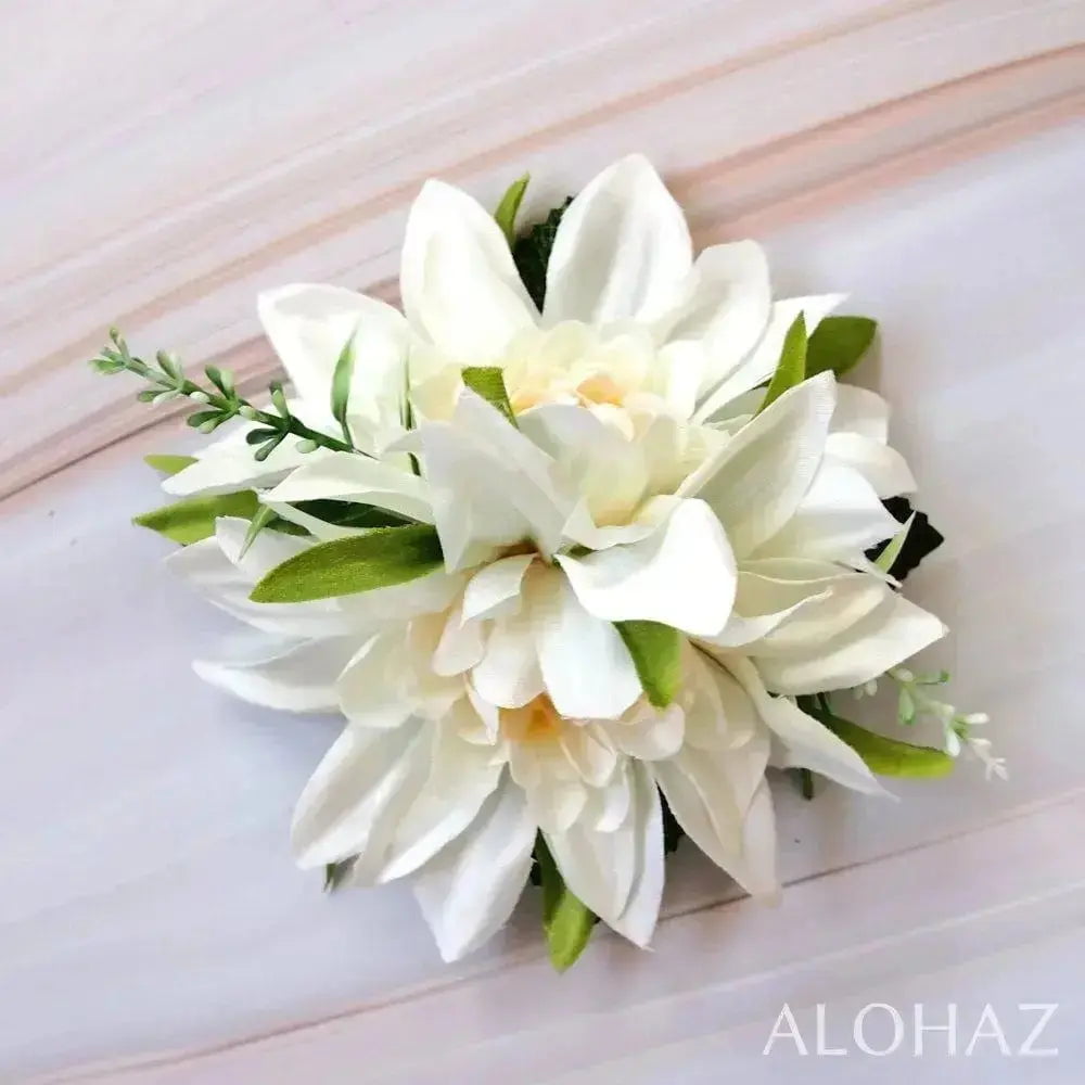 White chrysanthemum hawaiian flower hair clip